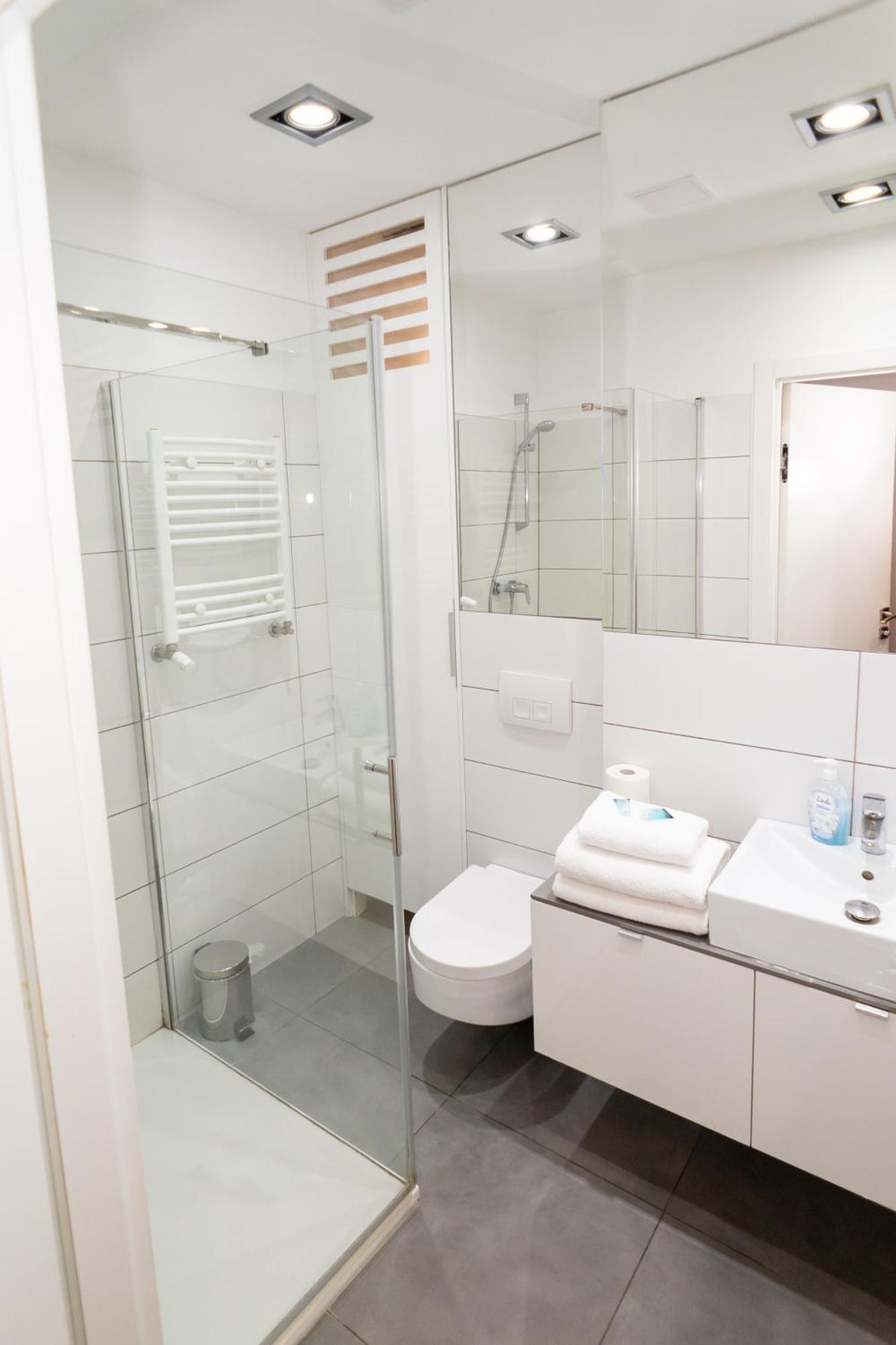 Apartamenty Triton Park Warsaw Ngoại thất bức ảnh